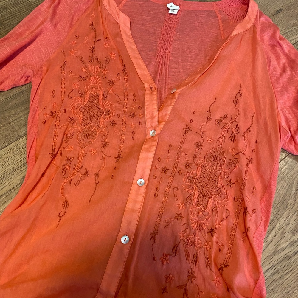 Embroidered Button Down Top - Picture 2 of 2